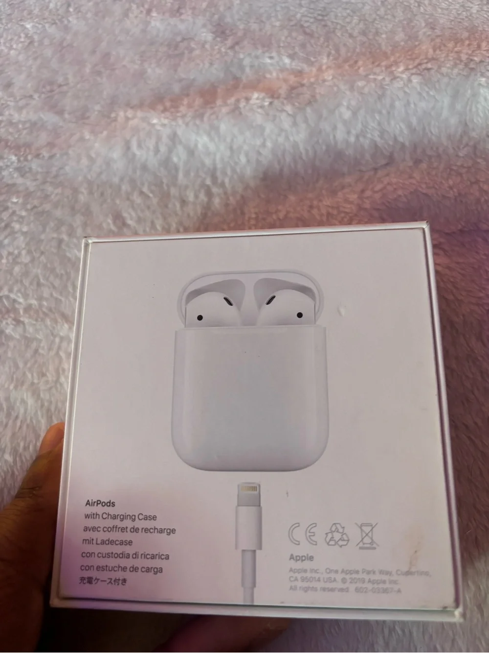 Apple empty box